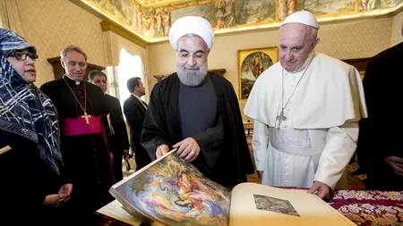 Papa Francisc - broker de putere