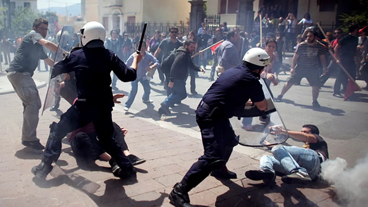 Der Spiegel: Experții troicii cred că Grecia are nevoie de încă doi ani pentru aplicarea reformelor