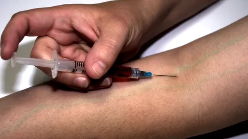 Compania Novavax anunță că vaccinul său anticovid are o eficacitate de peste 90%, inclusiv împotriva noilor tulpini