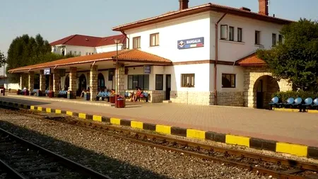 Linia de cale ferată Constanța-Mangalia va fi electrificată. CFR a lansat licitația pentru studiul de fezabilitate