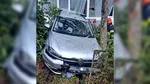 Accident neobișnuit în Pitești. Un șofer de 75 de ani a intrat cu mașina în balconul unui bloc