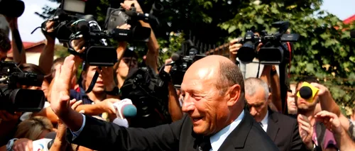 Băsescu: Îmi pară rău că Ponta și Leancă au fost la un spectacol public la Ungheni, la gazoduct