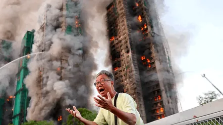 Tragedia din Hong Kong, concluzii preliminare: 128 de morți, victime încă prinse sub dărâmături, mii de apartamente distruse. Filmul celui mai grav incendiu după 1948