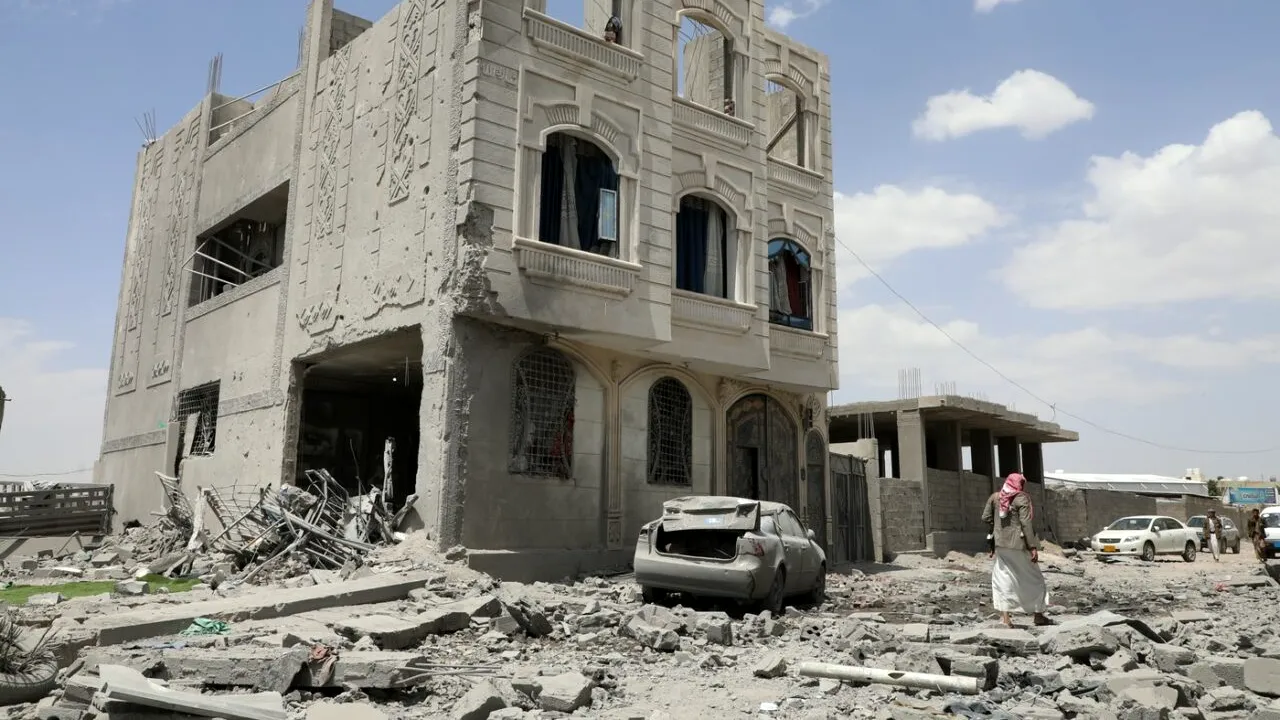 Zeci de persoane au fost ucise în urma BOMBARDAMENTELOR desfășurate de SUA asupra unui centru pentru migranți din Yemen