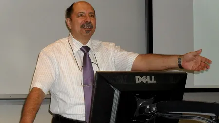 RADIOGRAFIE. Profesorul Mihai Coman, fondatorul Facultății de Jurnalism: „Presa, transformată în instrument de propagandă. Libertatea ei intră în comă”