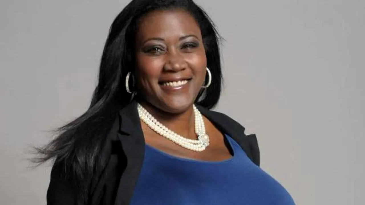 Decizia radicală luată de femeia cu cei mai mari sâni naturali din lume