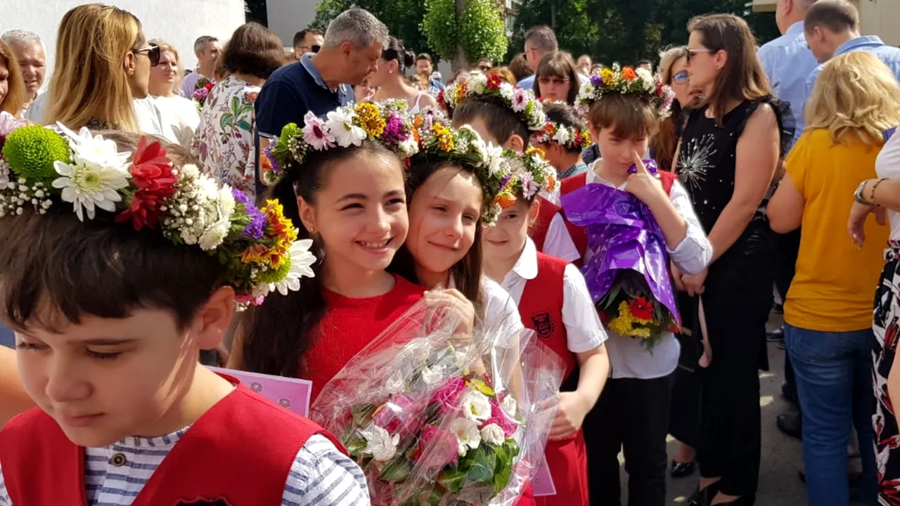 Vineri, ultima zi de școală pentru elevi în anul școlar 2017-2018. Data la care începe anul școlar 2018-2019. Cât de lungă este vacanța elevilor