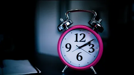 ORA DE IARNĂ 2023. Data când România va schimba fusul orar / De ce se trece la ora de iarnă și cum ne influențează sănătatea