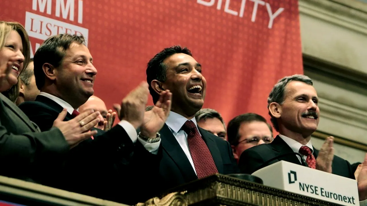 Google a finalizat cea mai mare tranzacție a sa, preluarea Motorola Mobility pentru 12,5 mld. dolari