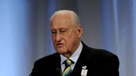 Fostul președinte al FIFA Joao Havelange a primit cel puțin 1,5 milioane de franci elvețieni ca mită