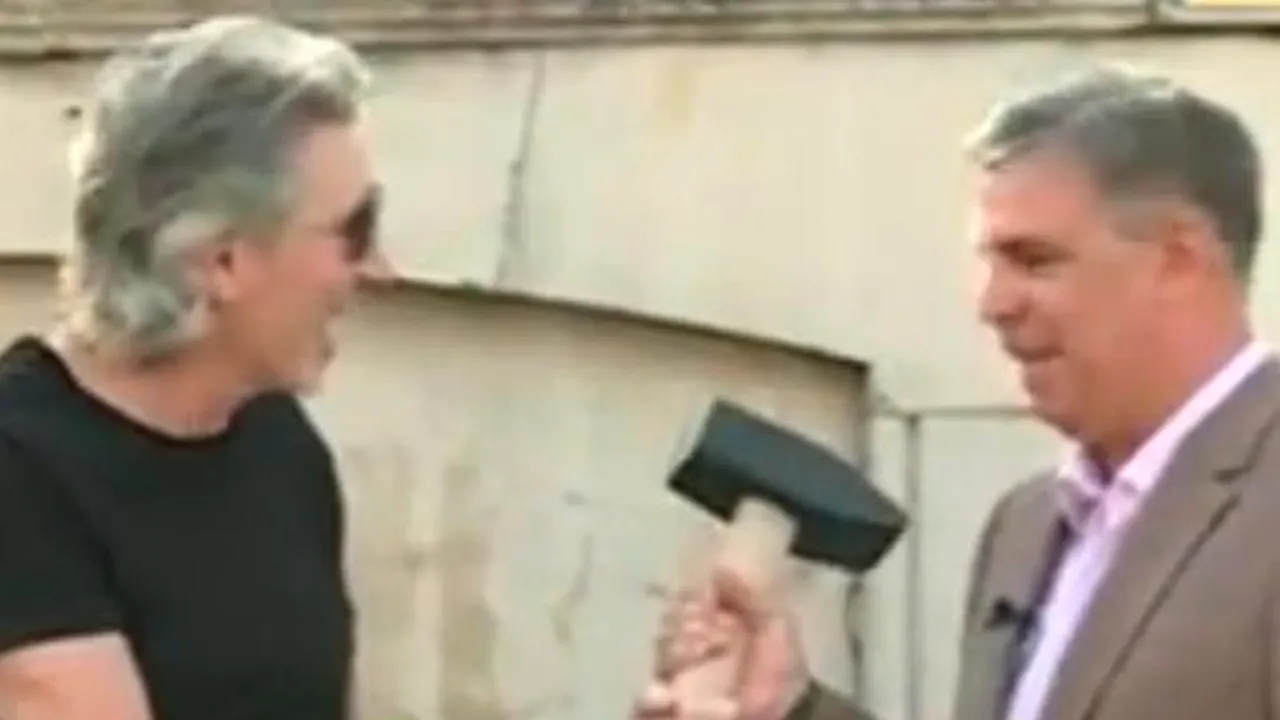 Zidul Parlamentului, greu de DEMOLAT. Roger Waters a vrut să-l dărâme CU BAROSUL. Zona de agrement din jurul Casei Poporului rămâne doar UN VIS