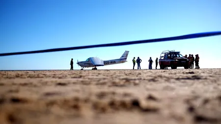 Tragedie în Portugalia: un copil și un bărbat, omorâți de un avion care a aterizat pe plajă
