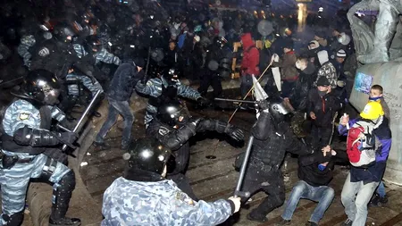 Forțele de ordine au intervenit violent pentru dispersarea manifestanților, la Kiev