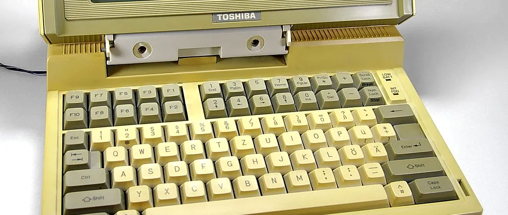 Toshiba iese oficial de pe piața laptopurilor, după 35 de ani de activitate. Divizia, achiziționată de cei de la Sharp