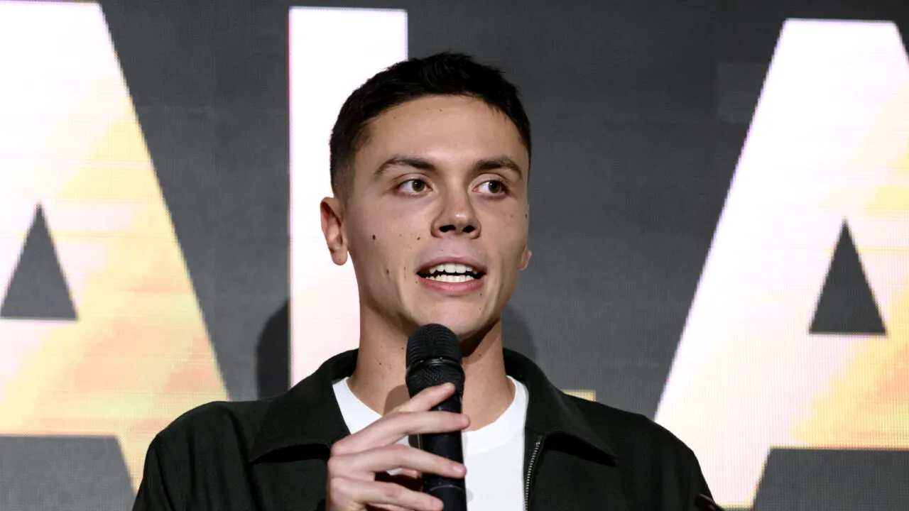 David Popovici se pregătește de sărbători. Unde își va petrece Crăciunul și Revelionul: „Nu mă mai trezesc la 5:30”