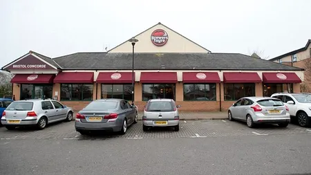 Se întâmplă în Marea Britanie: amendă de 400 de lire pentru că au stat prea mult timp la masă