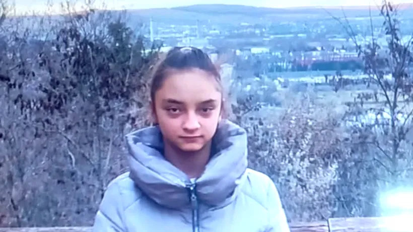 O copilă de 13 ani din Botoșani a fost dată DISPĂRUTĂ. Poliția cere ajutorul populației
