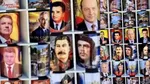 Cât costă o cană cu George Simion, Călin Georgescu sau Donald Trump în Balcic. „Colecția” este completată de Nicușor Dan, Ceaușescu și Stalin