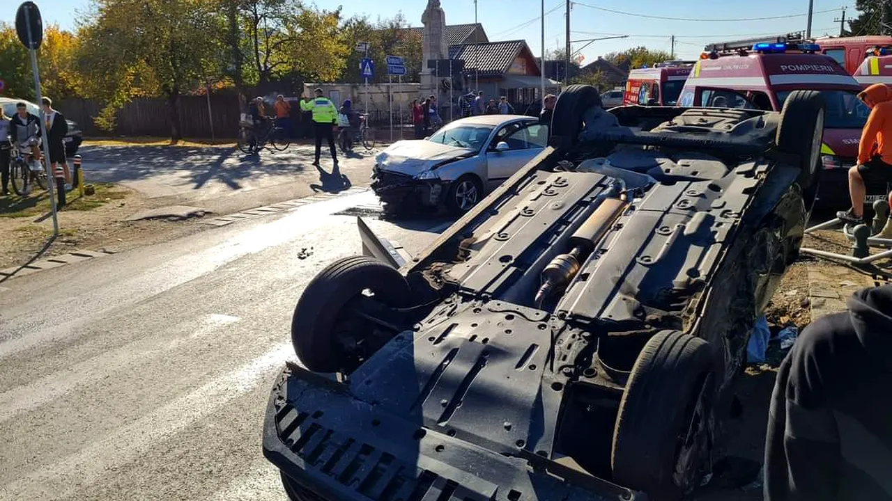 Doi adulți și cinci copii au fost răniți într-un grav accident rutier, în localitatea ilfoveană Moara Vlăsiei