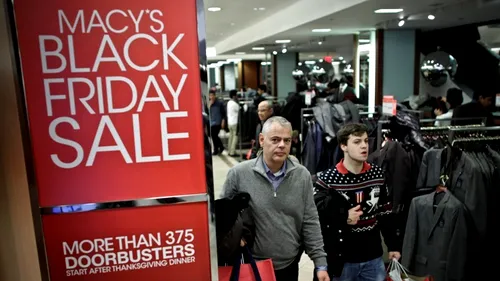 BLACK FRIDAY în Statele Unite: Goana după clienți a continuat, în ciuda amenințărilor cu grevă făcute de angajații din retail