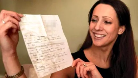 Scrisoarea neașteptată de bun venit pe care o femeie a găsit-o la ușă 