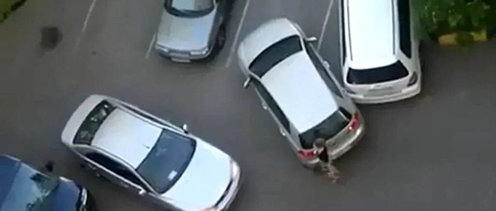 Cât a durat încercarea unei șoferițe de a-și parca mașina. VIDEO