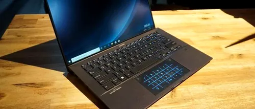 O companie a lansat un laptop de 14 care cântărește doar 880 de grame