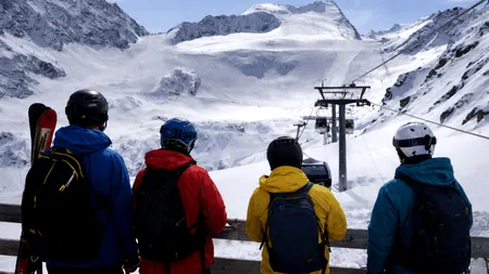 Poți să-ți iei adio de la schiatul pe ghețari. Doar 3% din ghețarii Alpilor ar putea supraviețui până în 2100