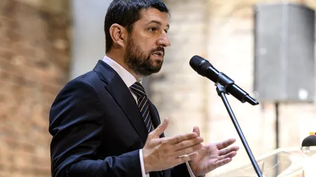 AUR salută decizia USR de a se poziționa împotriva lui Klaus Iohannis: „Nu mai are un mandat legitim”