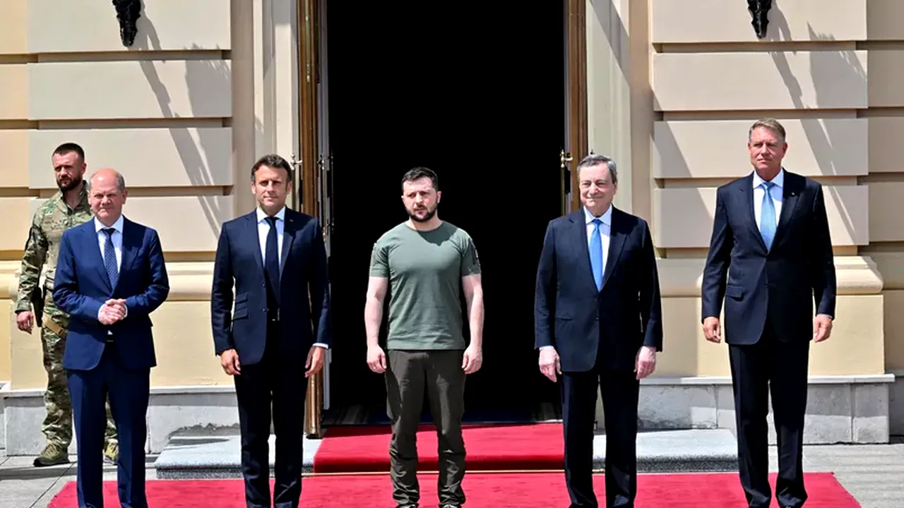 Toți oamenii președintelui Zelenski. Cine sunt liderii care au vizitat Ucraina înaintea lui Emmanuel Macron?