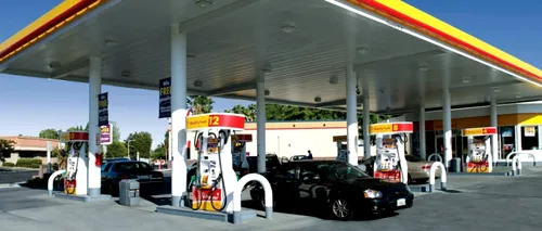 Shell întrerupe toate legăturile cu Rusia și anunță că nu mai cumpără petrol din această țară