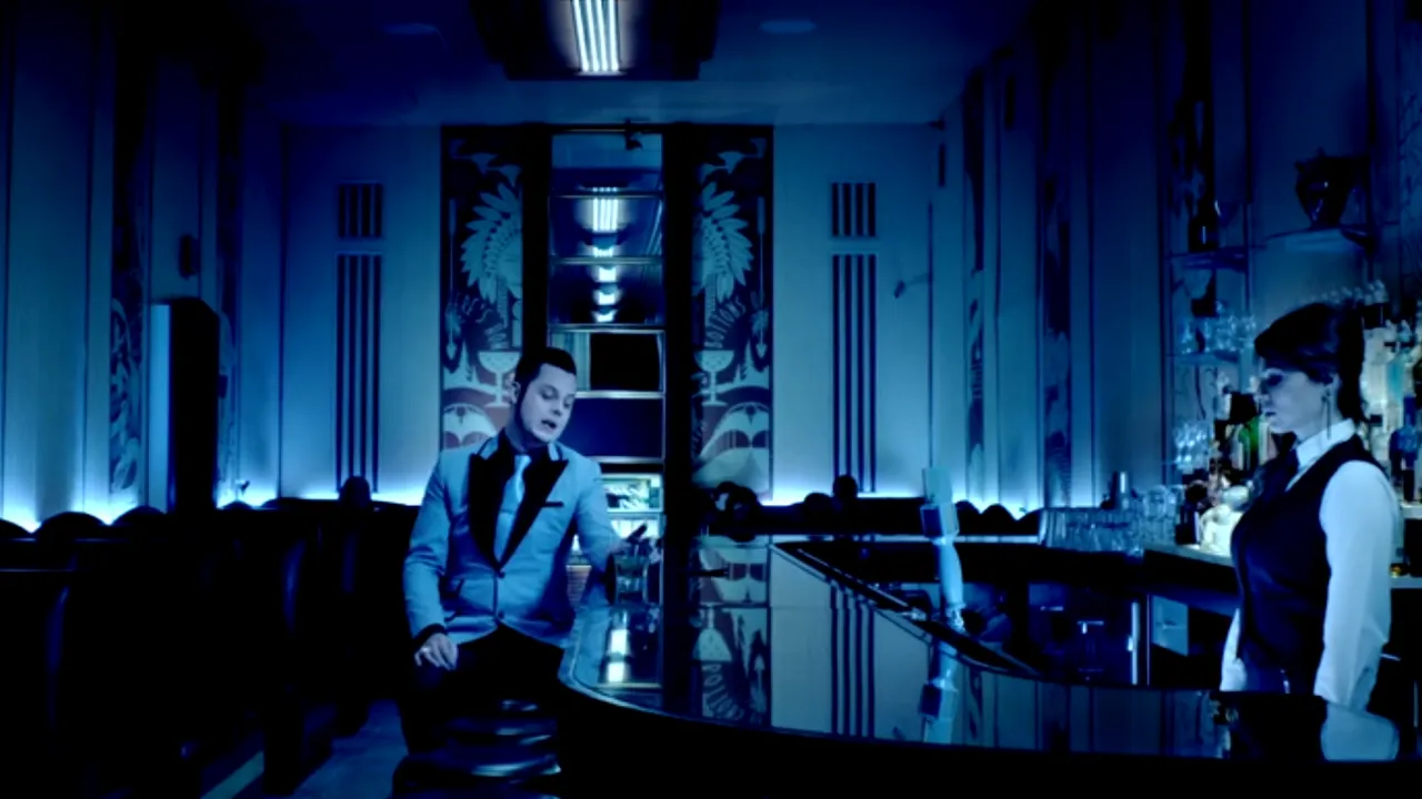 Trupa Omul cu Șobolani cântă în deschiderea concertului Jack White