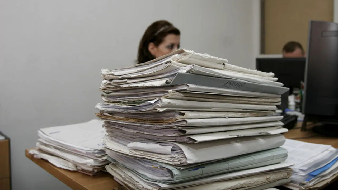 Ponta ar opta de anul viitor pentru reducerea CAS, față de majorarea salariilor sau reducerea TVA