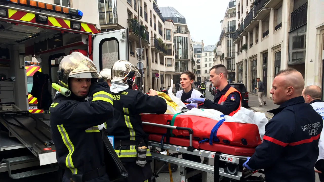 Un polițist francez care ancheta atacul de la Charlie Hebdo s-a sinucis