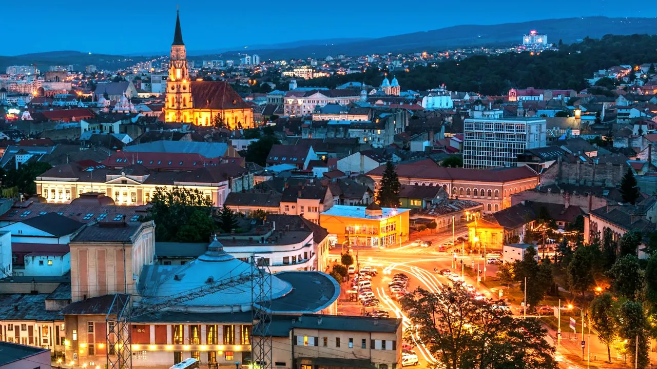 Cluj-Napoca a depășit rata de infectare de 2 la mia de locuitori. Orașul se pregătește de intrarea în scenariul galben