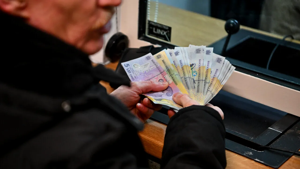 Declarația 101. Tot ce trebuie să știe românii despre completarea Declarației 101