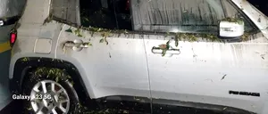 Zeci de mașini de lux au fost distruse în GARAJE subterane din Capitală, după inundațiile de joi seară