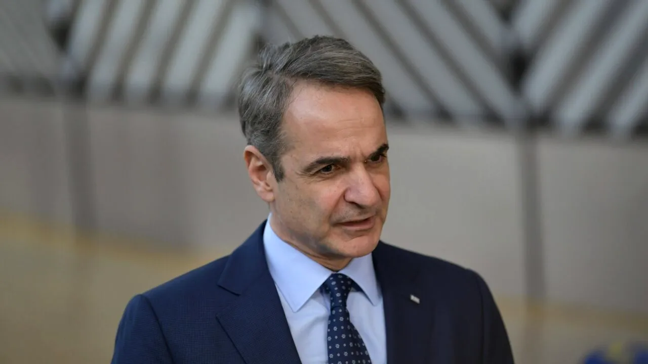 Grecia: Moțiune de cenzură la adresa premierului, la doi ani de la cel mai GRAV accident feroviar din istoria țării