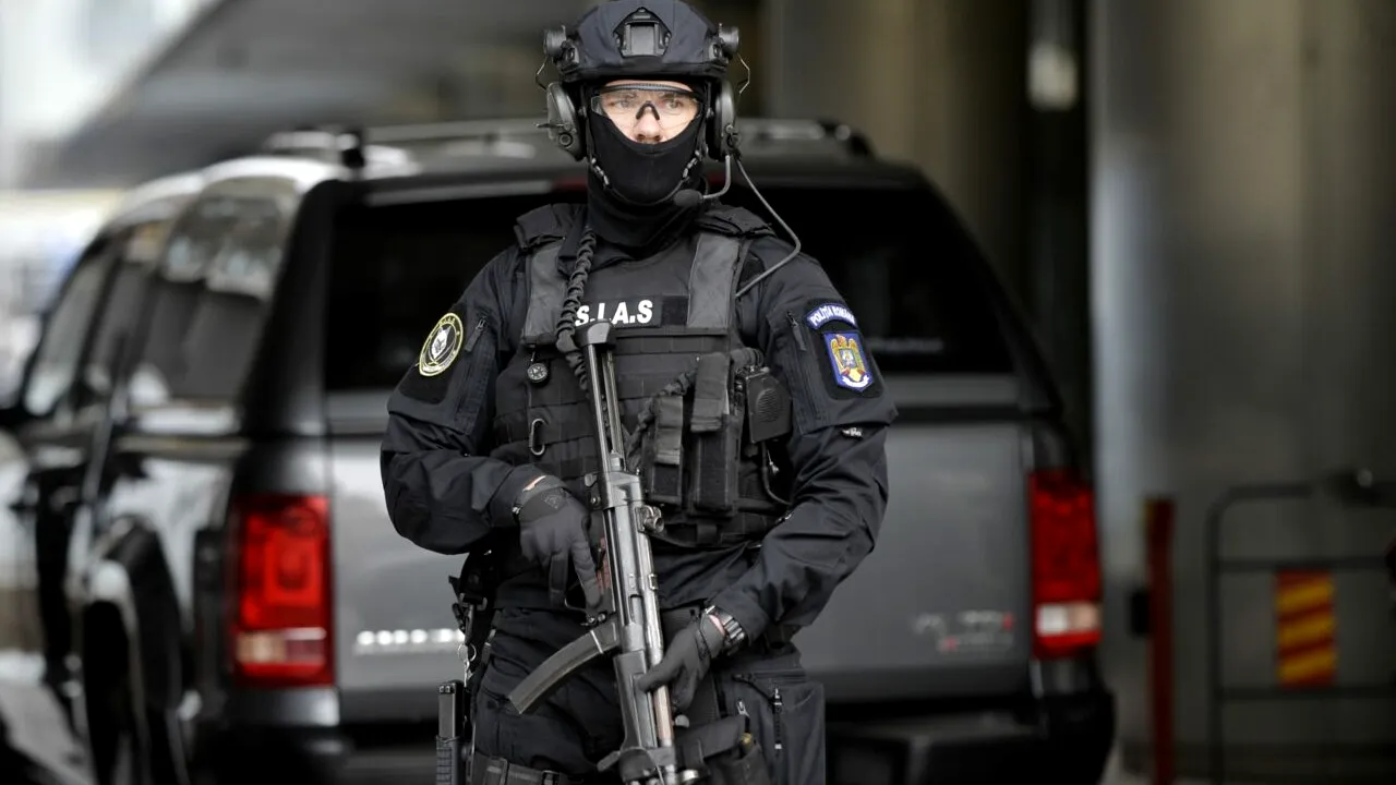 Clanul Cordunenilor, ridicat de mascați! Temuții cămătari din Iași împrumutau bani cu dobânzi de până la 400%