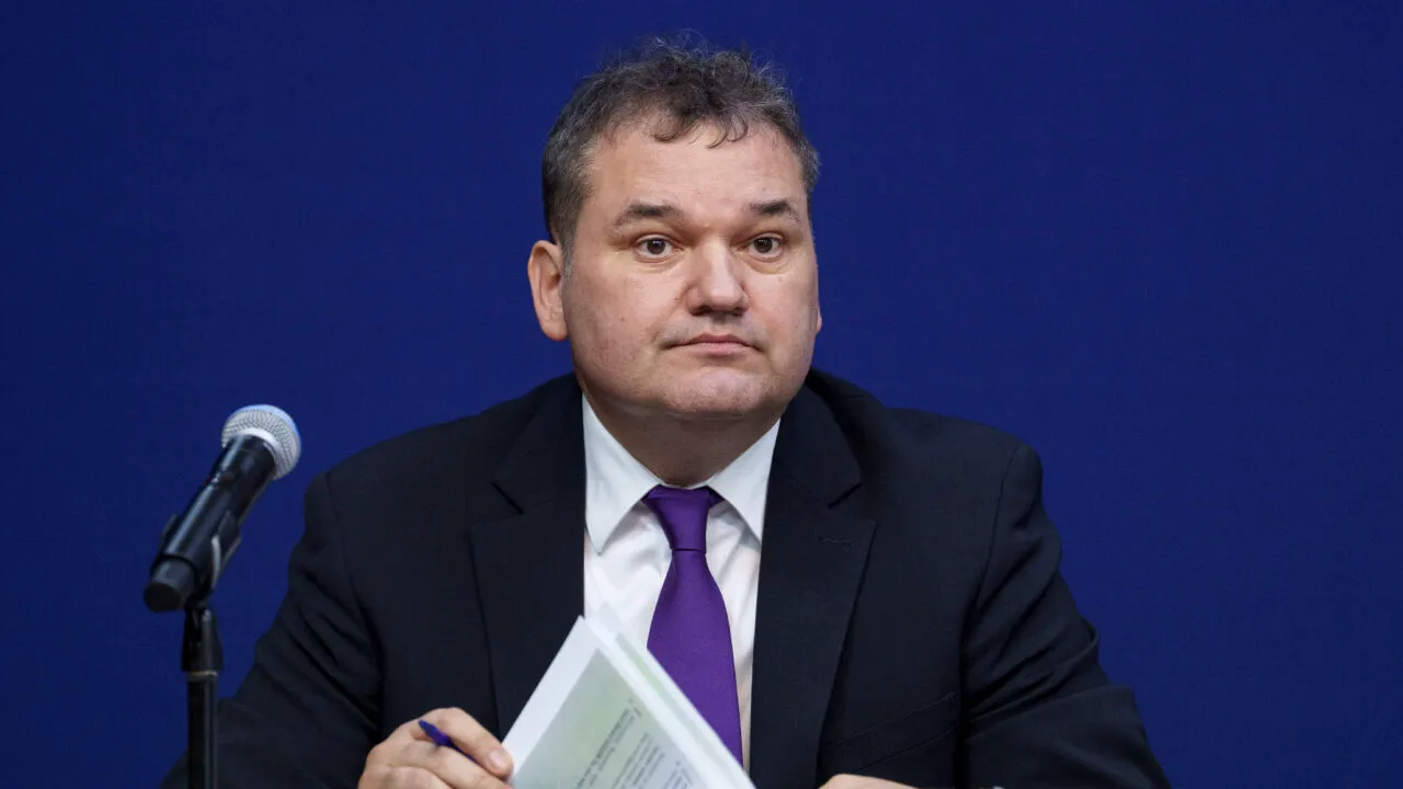 Cseke Attila: Ministerul Dezvoltării alocă 79 milioane lei pentru consolidarea SEISMICĂ a două unităţi medicale
