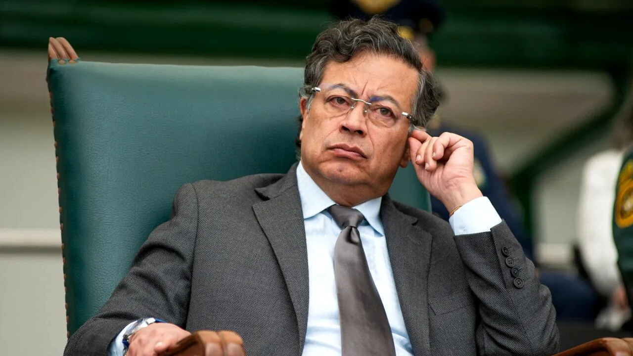 SUA îl sancționează pe președintele Columbiei, considerat vinovat de explozia producției de droguri. Liderii columbieni: Plecați acasă, gringos!