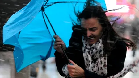 Alertă meteo! Cod galben de vânt puternic, marți dimineața, în patru județe