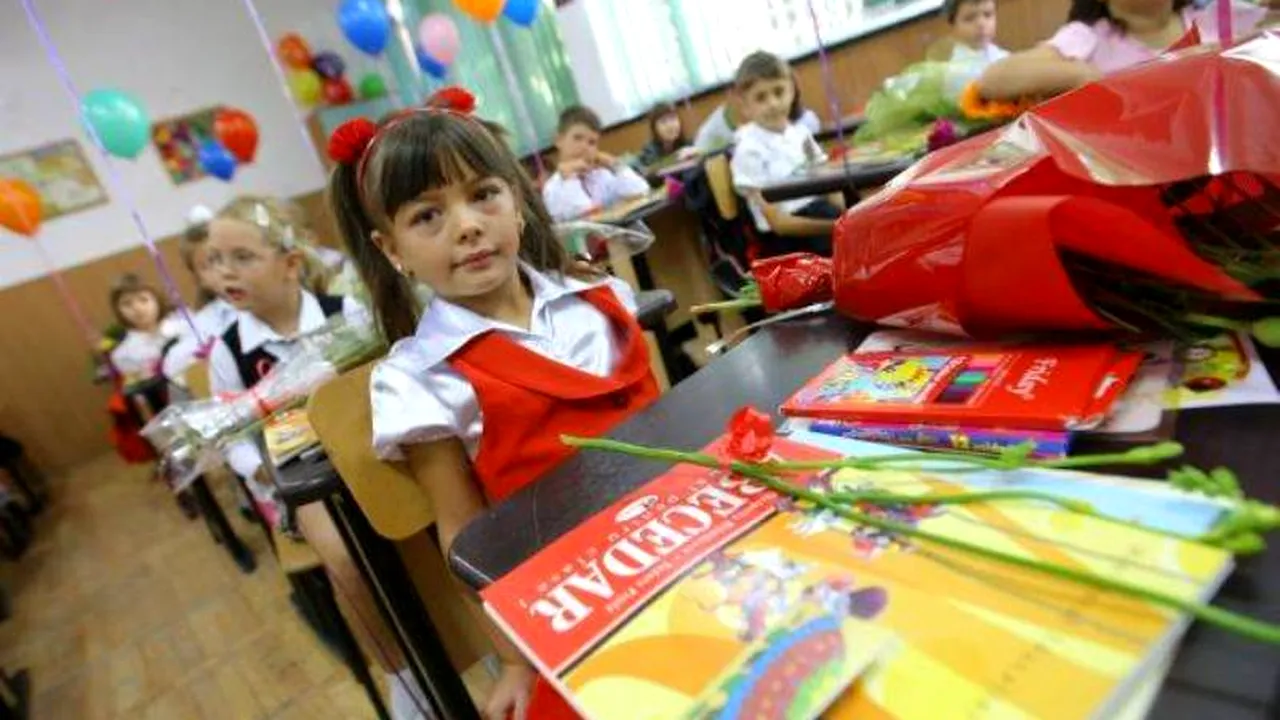 Editorii cer Ministerului Educației să blocheze cumpărarea manualelor pentru clasa I
