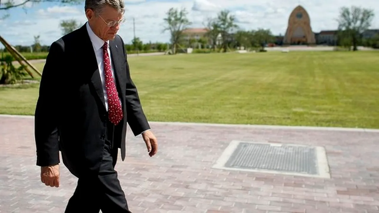 Fondatorul Domino''s Pizza dă în judecată guvernul american. Motivul: contracepția