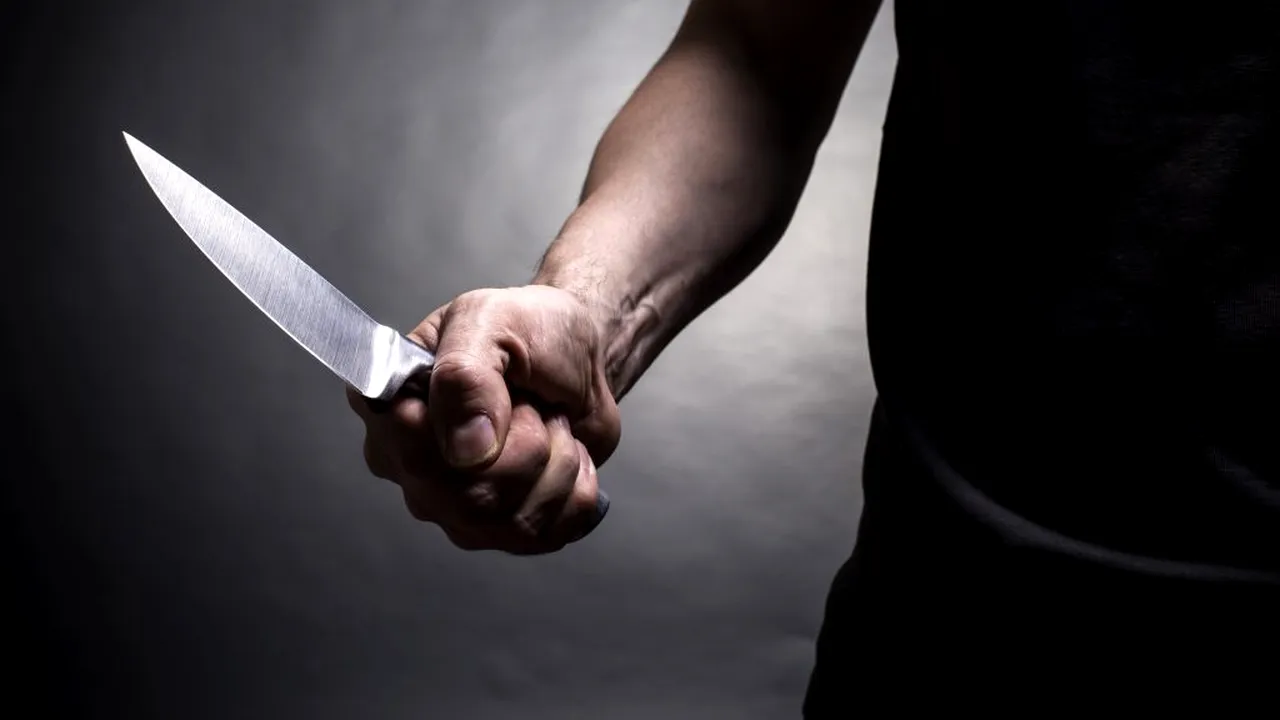 Crimă urmată de tentativă de suicid în Vaslui: Un bărbat și-a ucis soția cu un cuțit 