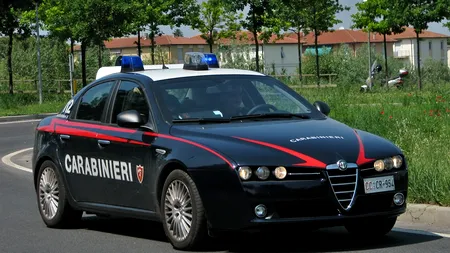 Fetiță de un an găsită moartă într-o mașină. Toată țara este ÎMPIETRITĂ