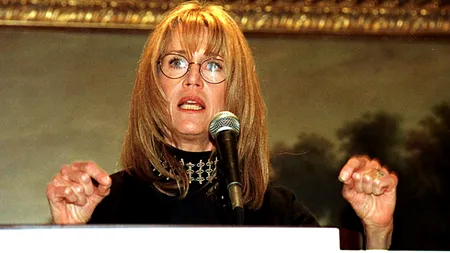 Actorii Ted Danson și Jane Fonda, arestați în timpul unui protest împotriva schimbărilor climatice