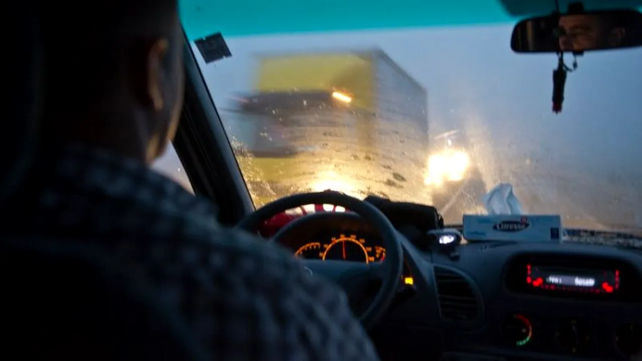 Cât câștigă un șofer la Parlament. Ce condiții trebuie îndeplinite ca să conduci mașina unui senator sau deputat 