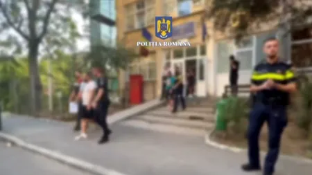 11 bărbați au fost REȚINUȚI după ce s-au luat la bătaie într-o sală de păcănele din Sectorul 6 al Capitalei