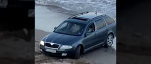 Ce a pățit șoferul de Octavia care a rămas blocat cu mașina pe o plajă din 23 August
